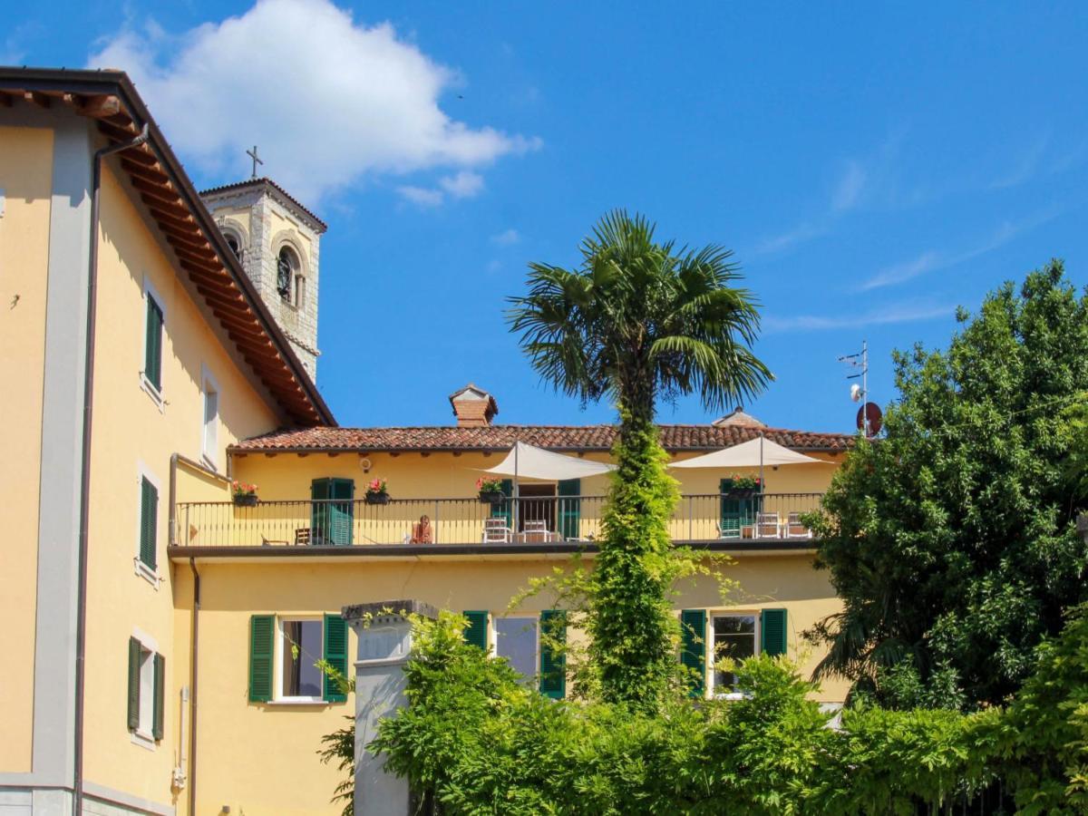 Apartment Verde By Interhome Porto Valtravaglia Bagian luar foto