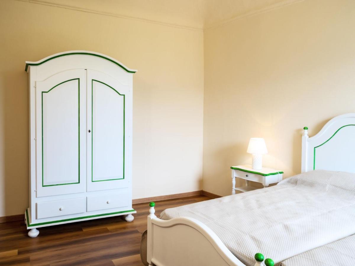 Apartment Verde By Interhome Porto Valtravaglia Bagian luar foto