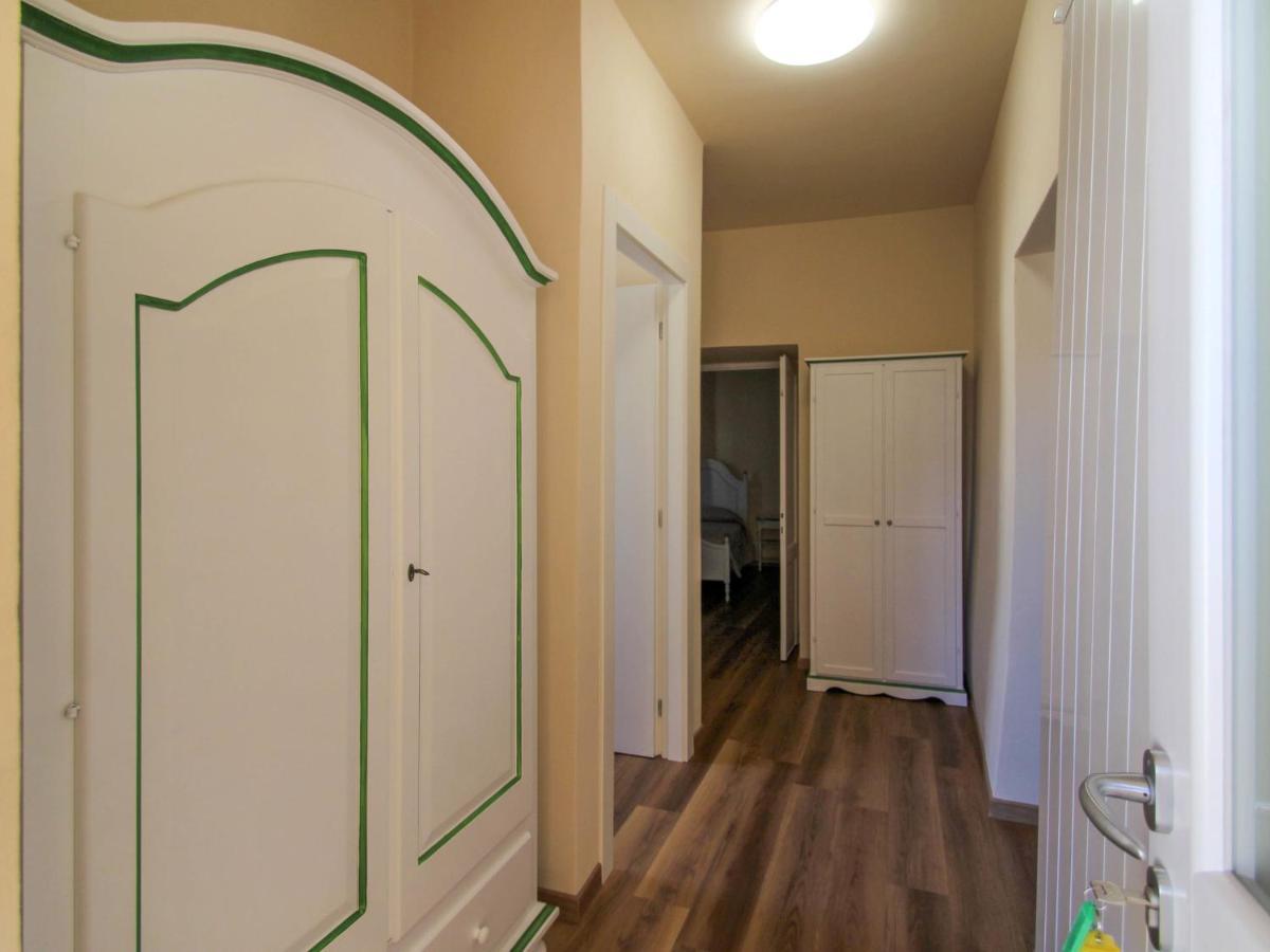 Apartment Verde By Interhome Porto Valtravaglia Bagian luar foto