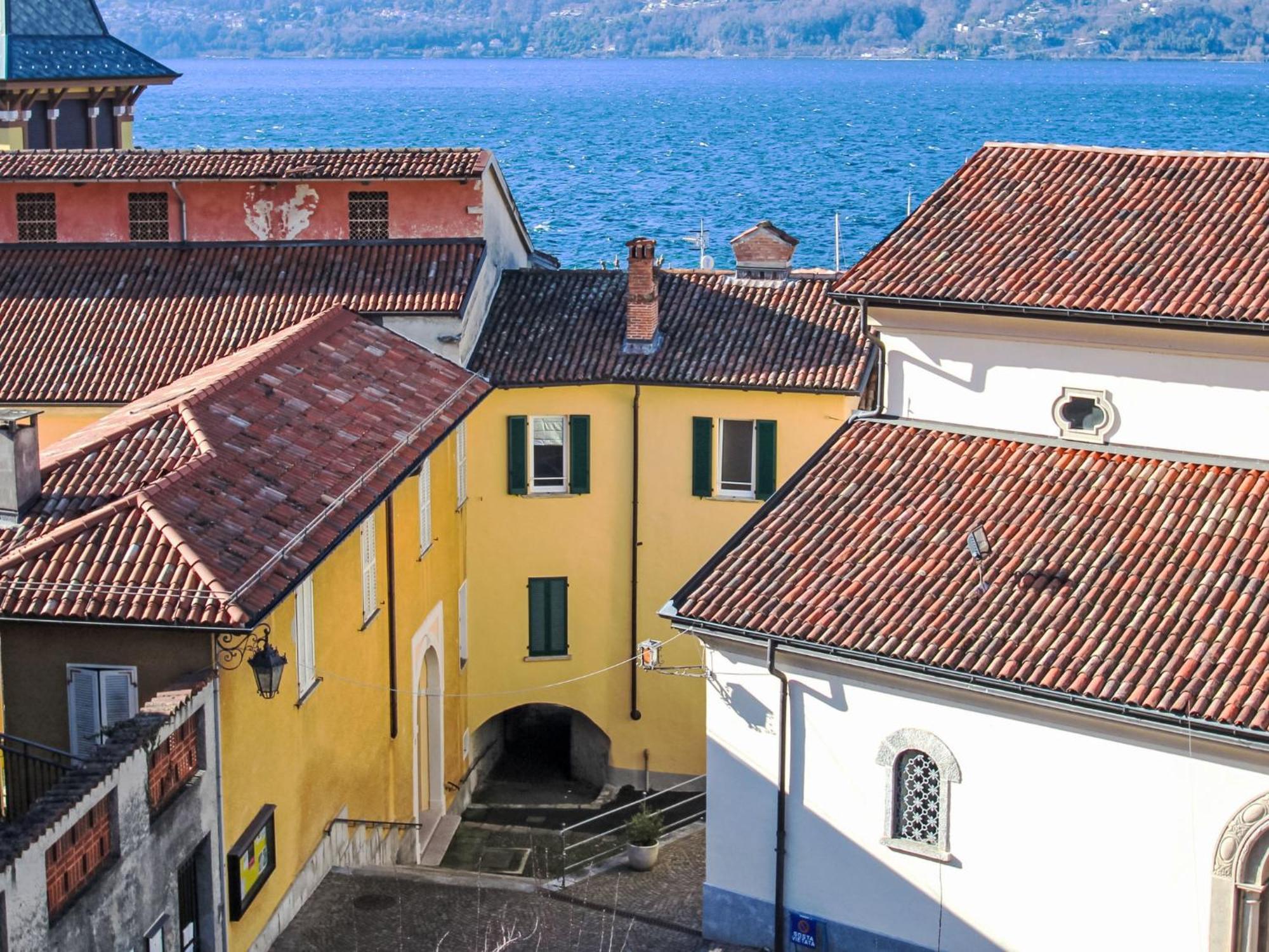 Apartment Verde By Interhome Porto Valtravaglia Bagian luar foto